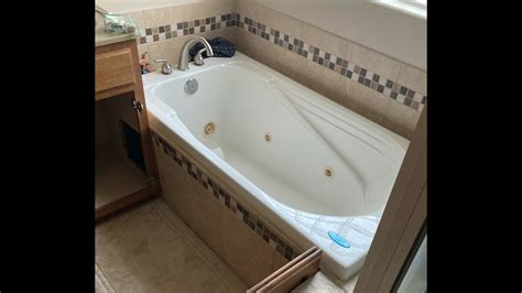 Repair Of Bmh Jet On A Jetted Tub Jacuzzi Tub Youtube