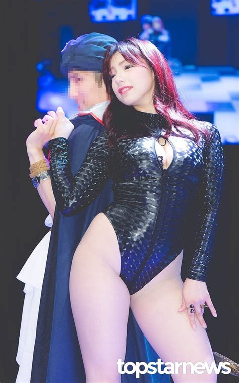 Ex Av Idol Shocks Netizens With Her Provocative Outfit Kpop News