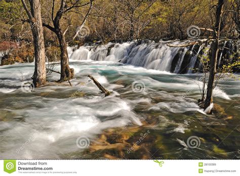 Jiuzhaigou Shuzheng Waterfall Stock Image Image Of China Flush 28100389