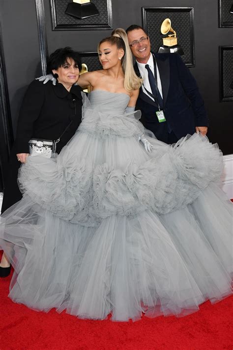 Ariana grande arrives at the 62nd annual grammy awards at the staples center on january 26, 2020 in los angeles, calif. Ariana Grande - GRAMMY Awards 2020 • CelebMafia