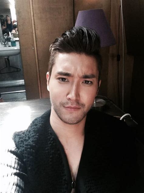 崔始源 / cui shi yuan. Siwon Choi on Twitter | Siwon, Super junior, Mens hairstyles