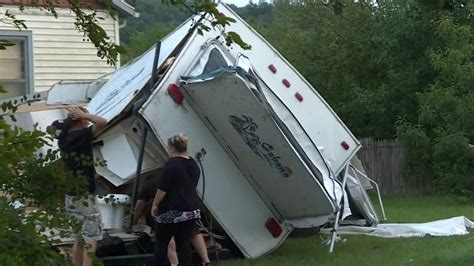 Tornadoes In Wisconsin Tornado Destroys Homes Majorly Damages