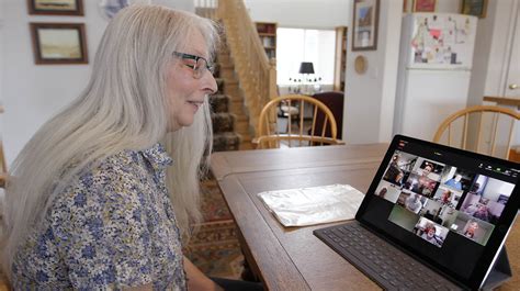 Shared Love Of Music Helps Husband And Wife Navigate Alzheimers Disease