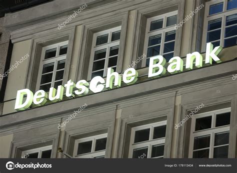 Deutsche Bank Logo Stock Editorial Photo © Goranjakus 178113434