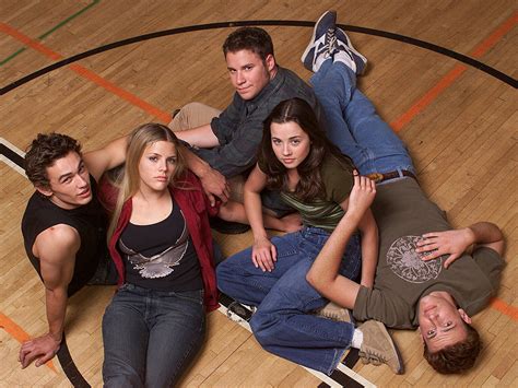 Freaks And Geeks 26 Vintage Shows On Netflix You Should Get Into Now Popsugar Entertainment