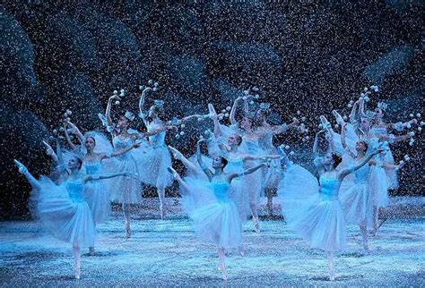 New York City Ballet Photo By Paul Kolnik New York City Christmas Christmas Events Fabulous