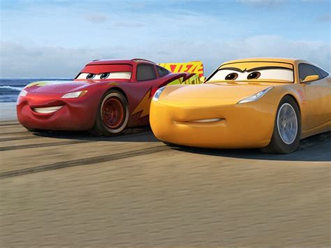 124065 Cruz Ramirez Pixar Cars 3 Animation Lightning Mcqueen 4k