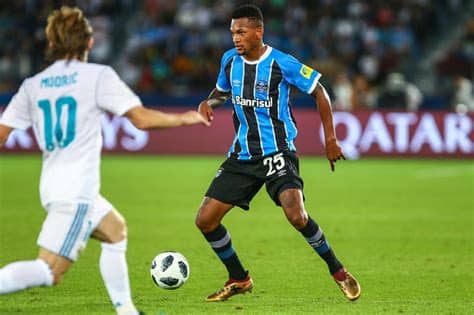 Gremio es un conjunto de personas que tienen el mismo oficio o profesión. Fenerbahce faz proposta e Grêmio vende volante Jaílson ...