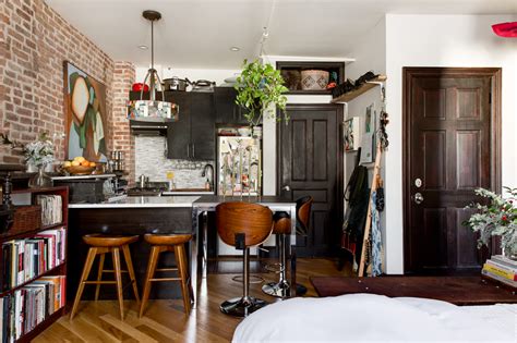 House Tour A 280 Square Foot Brooklyn Studio Apartment Apartment Therapy