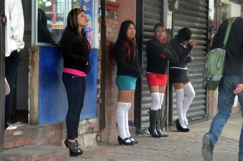 Street Prostitutes Around The World 26 Pics Nude Latina Teen