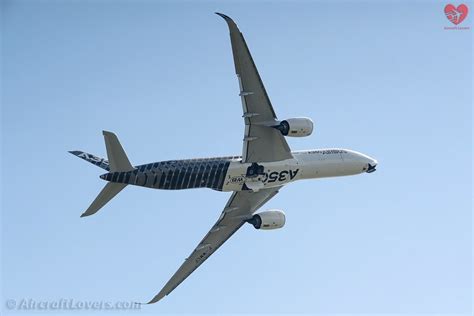 Both the wing structures and the fuselage are mostly made from a carbon fiber jumbo passenger jets. Airbus Industrie A350-900 | Airbus Industrie Airbus A350 ...