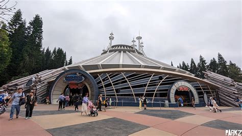 Space Mountain Roller Coaster At Hong Kong Disneyland Parkz Theme