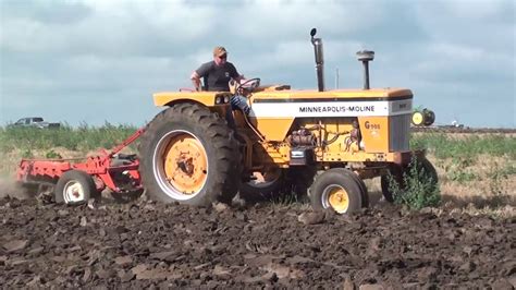 Tractor Plowing Bee Pt1 Tubalcain Farmall John Deere Case Moline Massey