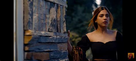 Sonya Hussyn Looks Stunning In Sajjad Alis Song ‘qarar Bol News