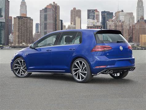 This malaysia golf package combines langkawi's best golf courses at a special price, making a well rounded and. New 2019 Volkswagen Golf R - Price, Photos, Reviews ...