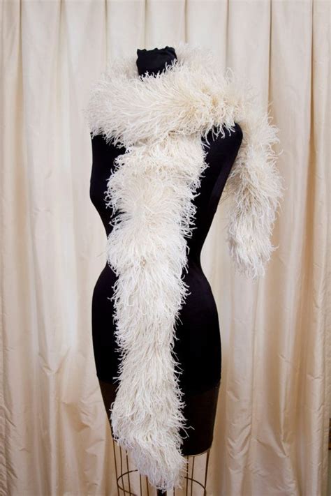 A White Feather Boa Long Feather Boa Vintage Outfits Ostrich Feather