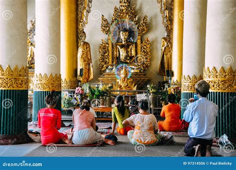 People Worship In A Temple Editorial Photo Image Of Dein East 97314506