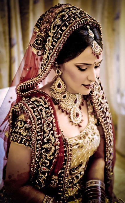 Pin By Usha Van Landschoot On Indi Indian Bridal Indian Bridal Wear Indian Wedding