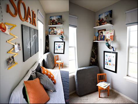 Even very simple stickers could change entire look of the room and make your kid happy. Kids Room Inspiration - Boys Rooms - Brooklyn Berry Designs