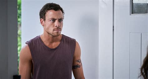 Home And Away Dean Catches Colby With Mackenzie New Idea Magazine