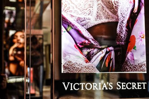 Victorias Secret Vsco Signs 15 Pledge To Boost Black Suppliers