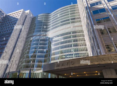 Gonda Building At Mayo Clinic In Rochester Mn Stock Photo Alamy