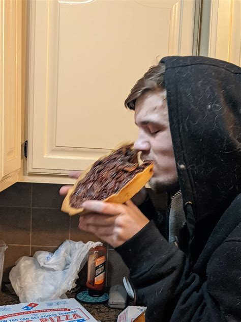My Friend Eating A Pecan Pie Whole Rmildlyinteresting
