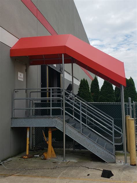 Entrance Canopy Over Stairs On A Commercial Building Kreiders Canvas Service Inc Stairs
