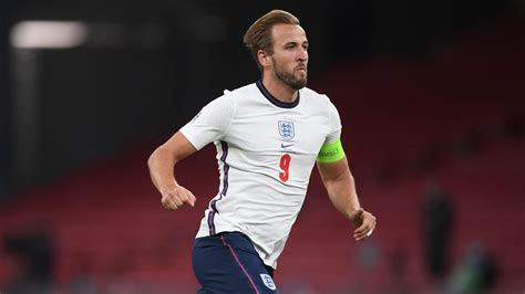 Kane has scored 22 goals in 39 games for england. Mourinho and Southgate on collision course as Harry Kane ...