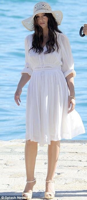 Monica Bellucci Wows In An All White Outfit Daily Mail Online