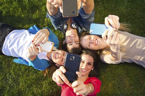 selfies lead to ‘social media lice spreading head lice infestations among teens experts new