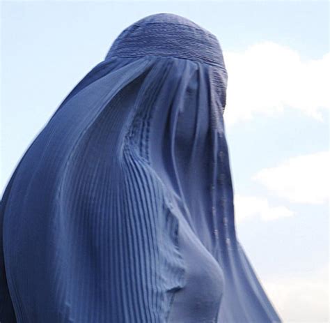 When you upgrade to crunchbase pro, you can access unlimited search results, save to custom lists or to salesforce, and get notified when new companies, people, or deals meet your search criteria. Frankreich: Sarkozys Burka-Verbot erzürnt al-Qaida - WELT