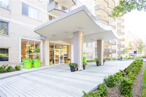 You want it, toronto's got it! Montreal (Downtown) 2 bedroom apartments for Rent at Luna ...
