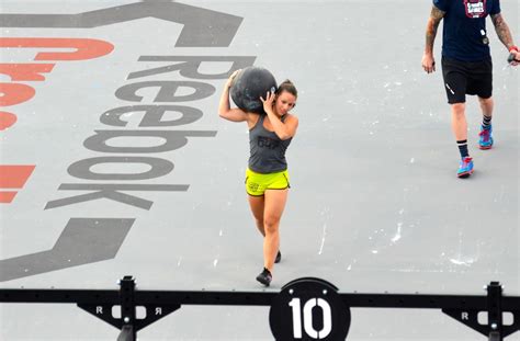 2012 Crossfit Games Day 1 Womens Camille Leblanc Bazinet Heavy Med
