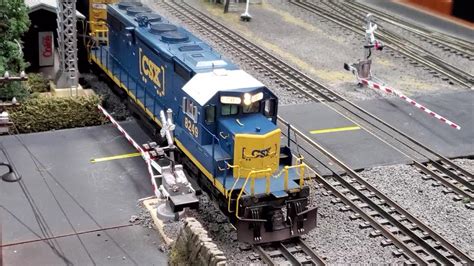 Mth Csx Sd40 2 Scale Wheels Youtube