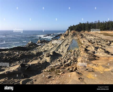 Coos Bay Shore Acres Hi Res Stock Photography And Images Alamy