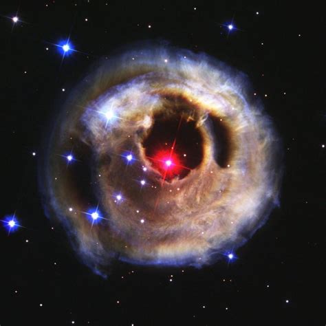 Star V838 Monocerotis A Very Bright Red Star In A Pretty Dull Place