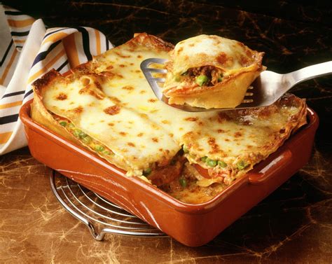 Lasagne With Meat Sauce And Peas Recipe Eat Smarter Usa