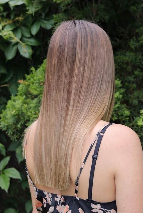 As more and more women are now opting for short hair keep the hair up to the length of your shoulder or slightly short to the neckline. Best 2020 hairstyles for straight thin hair - Give it ...