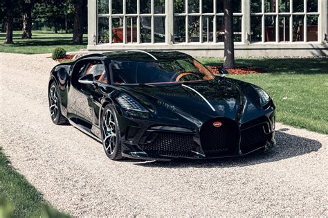 1 Of 1 Bugatti La Voiture Noire Finally Ready For Delivery Flipboard