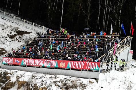 Skoki Narciarskie Po Raz Pierwszy Tej Zimy Konkursy W Rosji Z Kibicami Na Skoczni