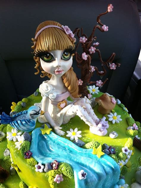 Girl In The Woods Modeling In Sugarpaste