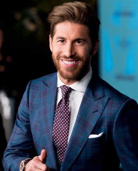 Hopefully it isn't a case of utd turning to llorente because they are walking away from fernandes. Handsome 🖤💫 | Sergio ramos, Fondos del real madrid, Real ...