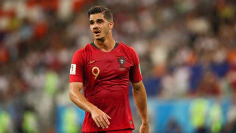 Latest on eintracht frankfurt forward andré silva including news, stats, videos, highlights and more on espn. Wolves Face Competition From Turkish Giants as AC Milan ...