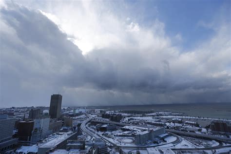 ‘worst Snowstorm In Memory Dumps 4 Feet On Buffalo