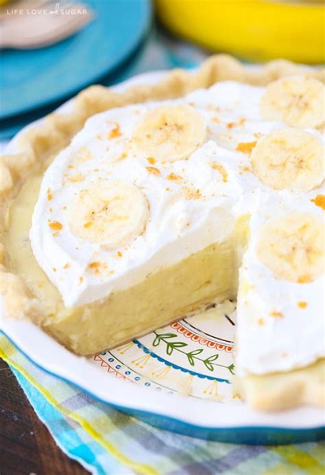 This link is to an external site that may or may not meet accessibility guidelines. favd_foodffs-March 02 2018 at 10:30AM | Banana cream, Cream pie recipes, Baked banana