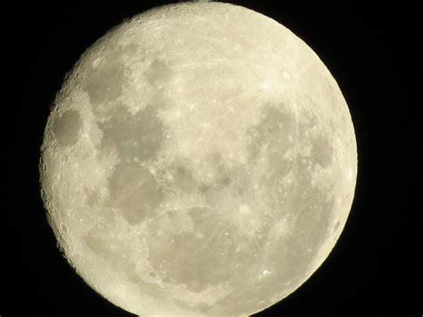 Gambar Suasana Bulan Purnama Objek Astronomi Acara Angkasa