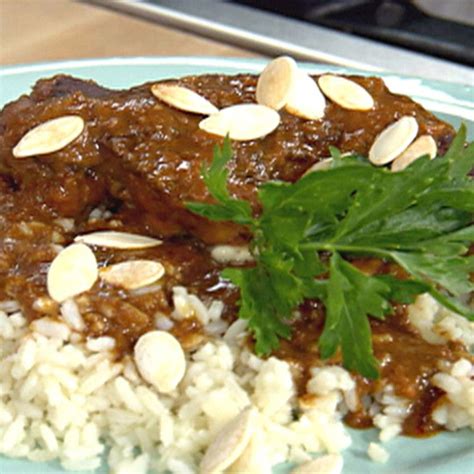 While butter is melting, combine flour, salt and pepper in small bowl. Quick Chicken Mole By Paula Deen | Chicken mole, Mole ...