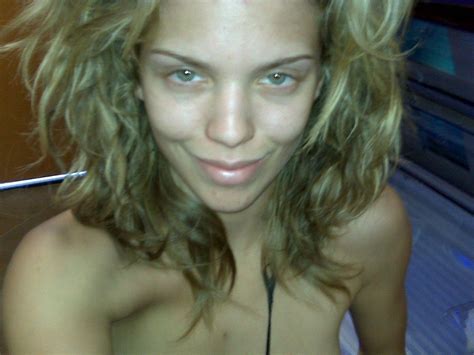 Nackte Annalynne Mccord In Icloud Leak Scandal