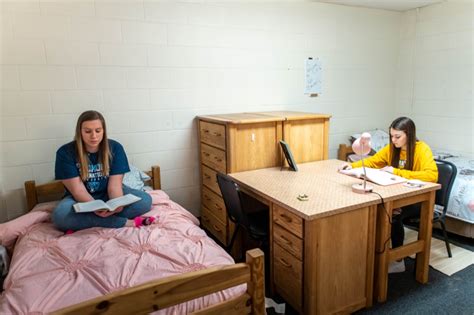 Community Colleges With Dorms In North Carolina